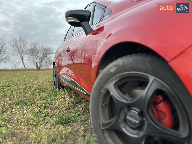 Хетчбек Renault Clio 2014 в Смілі