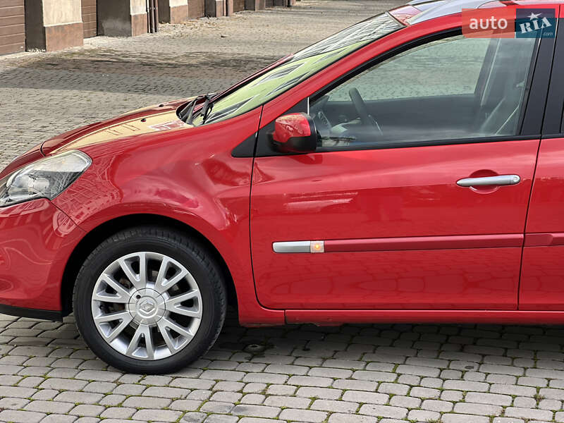 Універсал Renault Clio 2009 в Івано-Франківську фото 27 Універсал Renault Clio 2009 в Івано-Франківську