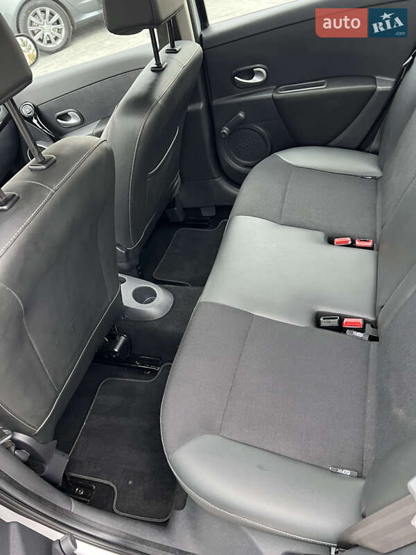 Хетчбек Renault Clio 2011 в Луцьку фото 13 Хетчбек Renault Clio 2011 в Луцьку