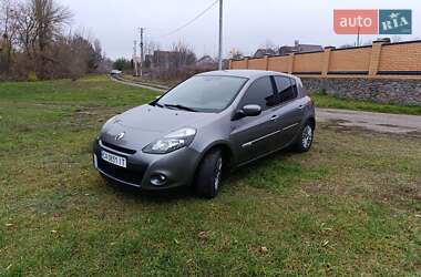 Хэтчбек Renault Clio 2011 в Умани