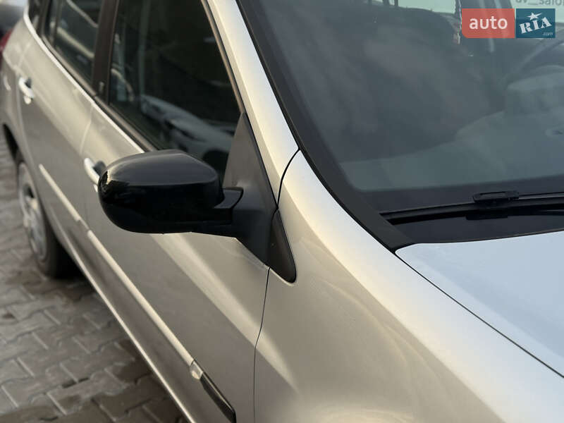 Універсал Renault Clio 2010 в Рівному фото 10 Універсал Renault Clio 2010 в Рівному