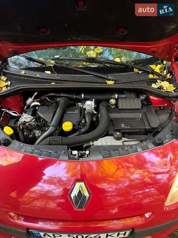 Хэтчбек Renault Clio 2012 в Запорожье