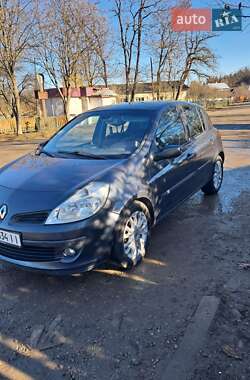 Хэтчбек Renault Clio 2007 в Богородчанах
