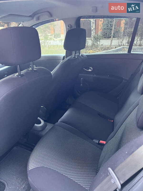 Універсал Renault Clio 2012 в Полтаві
