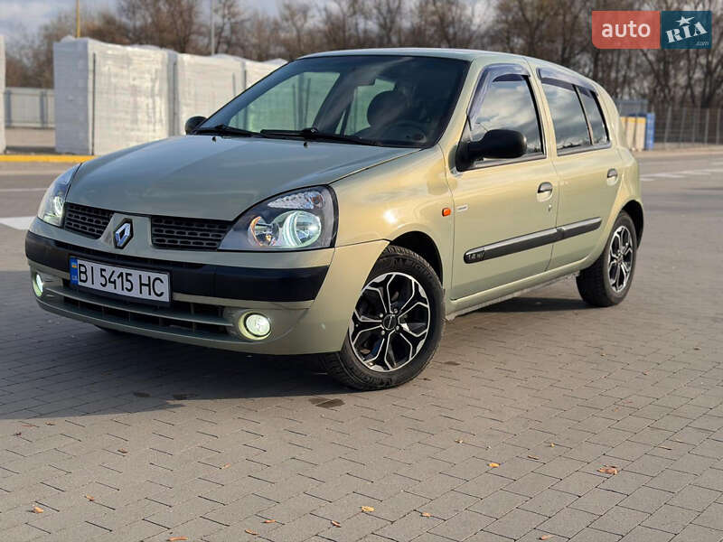 Renault Clio 2003 Renault Clio 2003