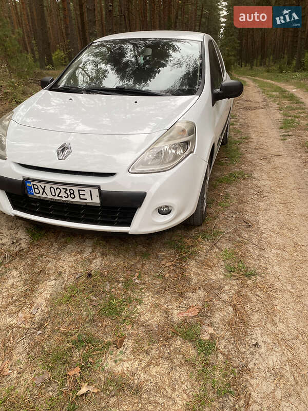 Хэтчбек Renault Clio 2011 в Изяславе фото 3 Хэтчбек Renault Clio 2011 в Изяславе