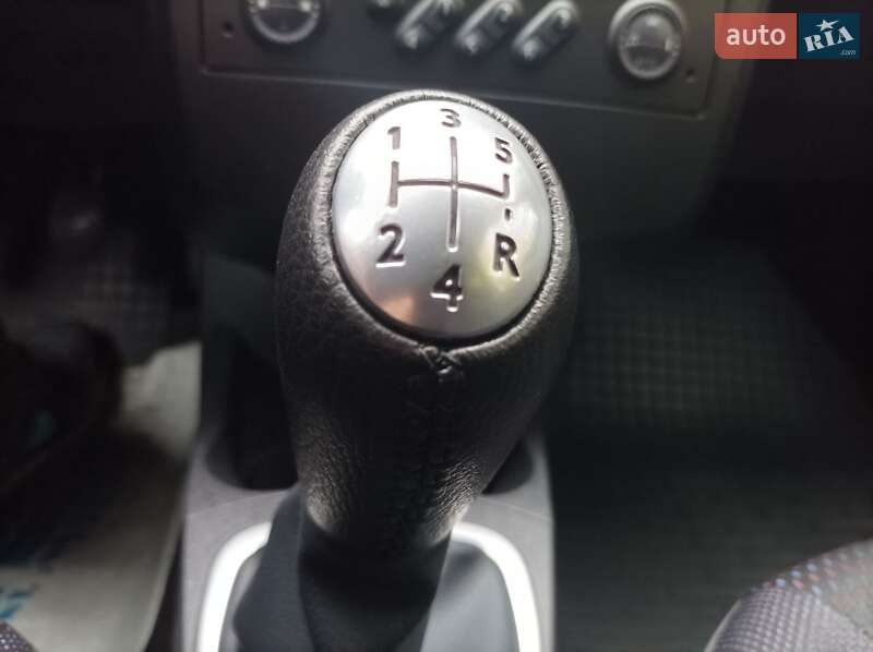 Універсал Renault Clio 2009 в Білій Церкві фото 32 Універсал Renault Clio 2009 в Білій Церкві