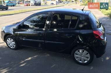 Хэтчбек Renault Clio 2009 в Сумах