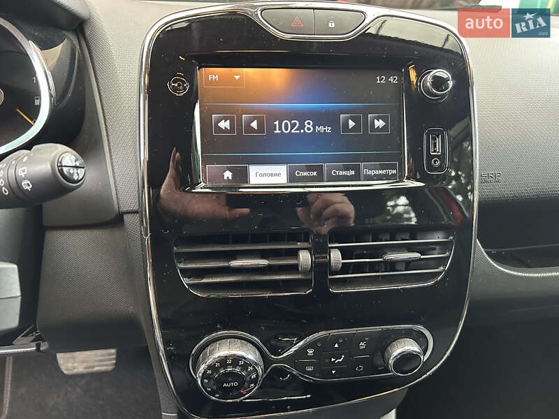 Хетчбек Renault Clio 2015 в Білій Церкві фото 29 Хетчбек Renault Clio 2015 в Білій Церкві