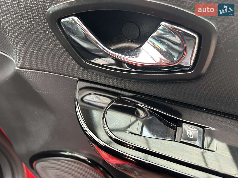 Хетчбек Renault Clio 2015 в Білій Церкві фото 63 Хетчбек Renault Clio 2015 в Білій Церкві