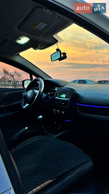Хетчбек Renault Clio 2016 в Дніпрі