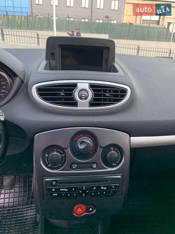 Хетчбек Renault Clio 2012 в Полтаві