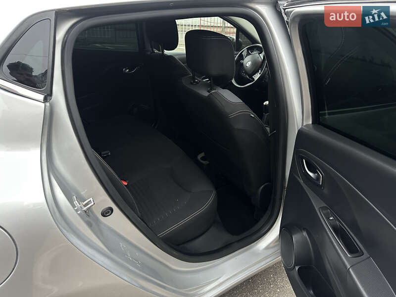 Хэтчбек Renault Clio 2015 в Одессе