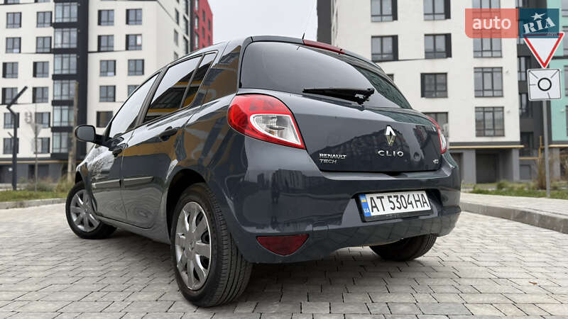 Хэтчбек Renault Clio 2012 в Ивано-Франковске
