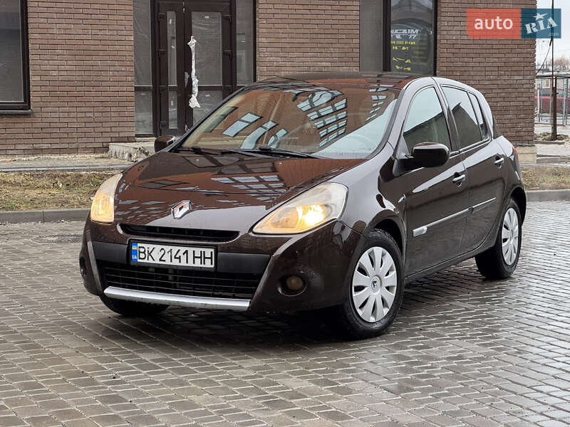 Хетчбек Renault Clio 2011 в Острозі фото 2 Хетчбек Renault Clio 2011 в Острозі