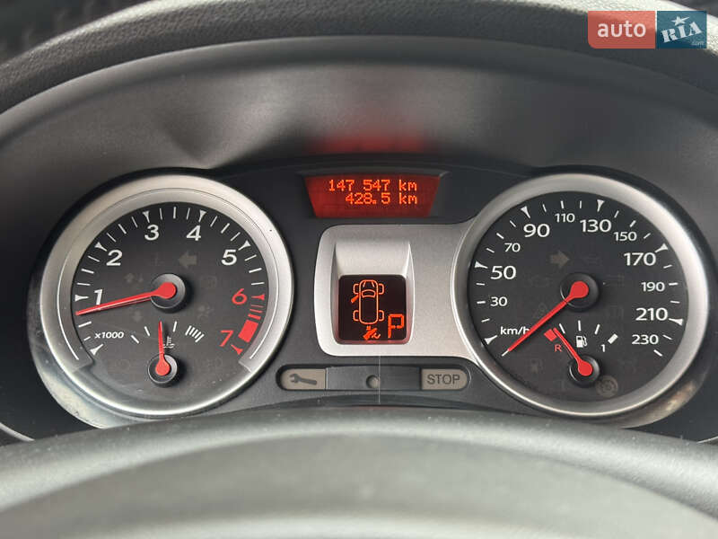 Хетчбек Renault Clio 2011 в Острозі фото 14 Хетчбек Renault Clio 2011 в Острозі