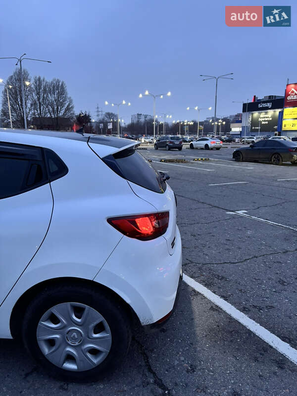 Хэтчбек Renault Clio 2016 в Днепре фото 76 Хэтчбек Renault Clio 2016 в Днепре