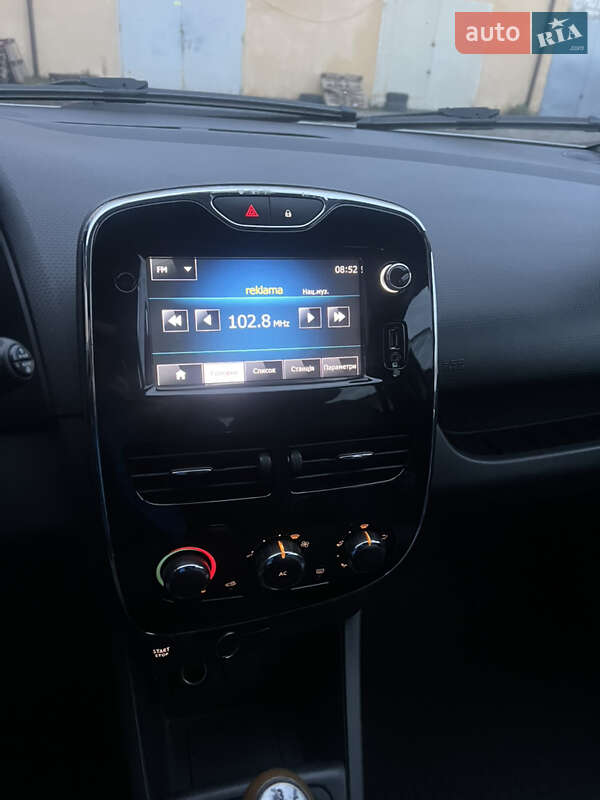 Универсал Renault Clio 2013 в Ивано-Франковске