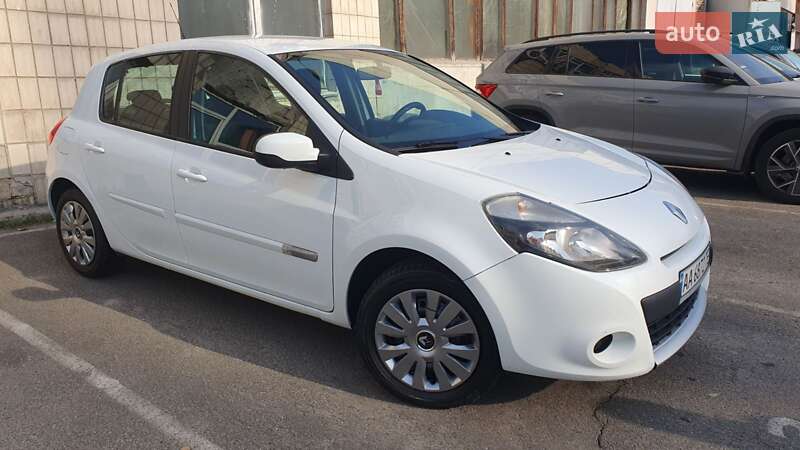Хетчбек Renault Clio 2012 в Києві