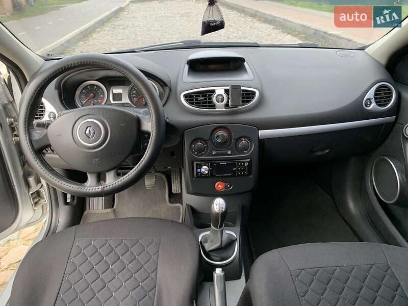 Хетчбек Renault Clio 2008 в Білій Церкві фото 21 Хетчбек Renault Clio 2008 в Білій Церкві