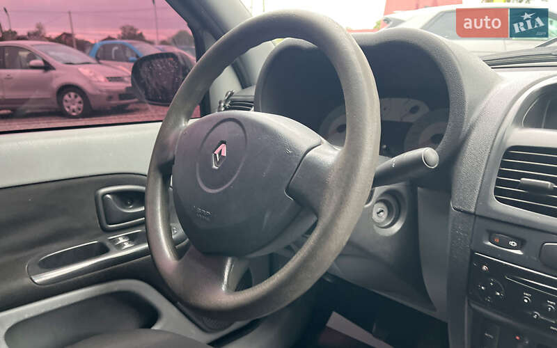 Седан Renault Clio 2008 в Коломые