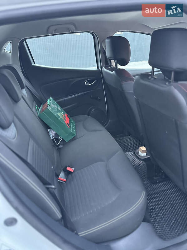 Хэтчбек Renault Clio 2016 в Черновцах фото 12 Хэтчбек Renault Clio 2016 в Черновцах