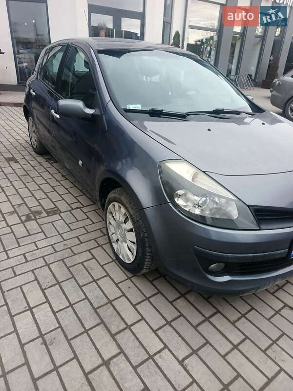 Renault Clio 2006