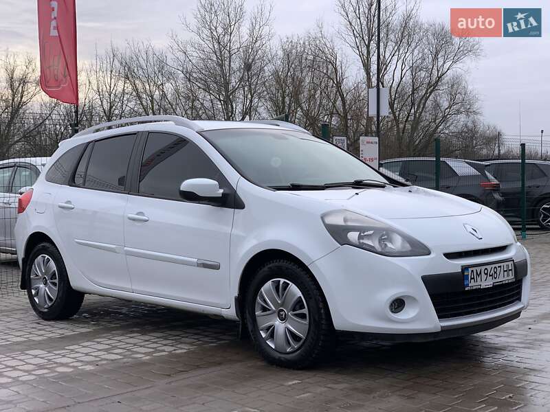 Хэтчбек Renault Clio 2012 в Бердичеве