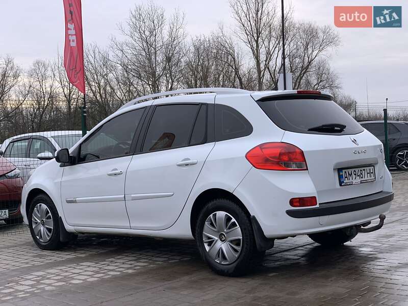Хэтчбек Renault Clio 2012 в Бердичеве