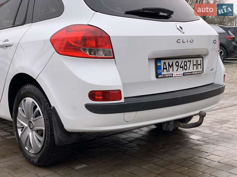 Хэтчбек Renault Clio 2012 в Бердичеве