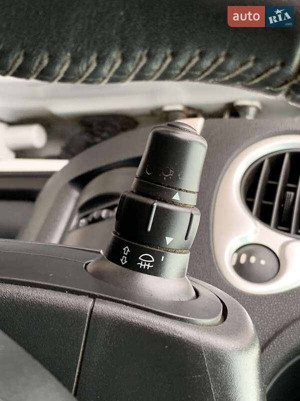 Хэтчбек Renault Clio 2012 в Бердичеве