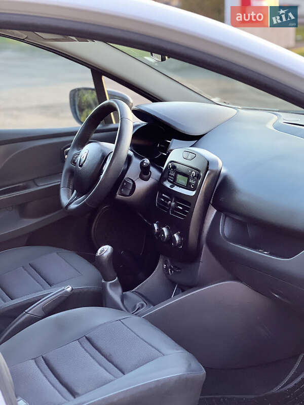 Хэтчбек Renault Clio 2014 в Луцке