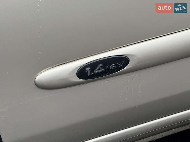 Седан Renault Clio 2008 в Виннице фото 17 Седан Renault Clio 2008 в Виннице