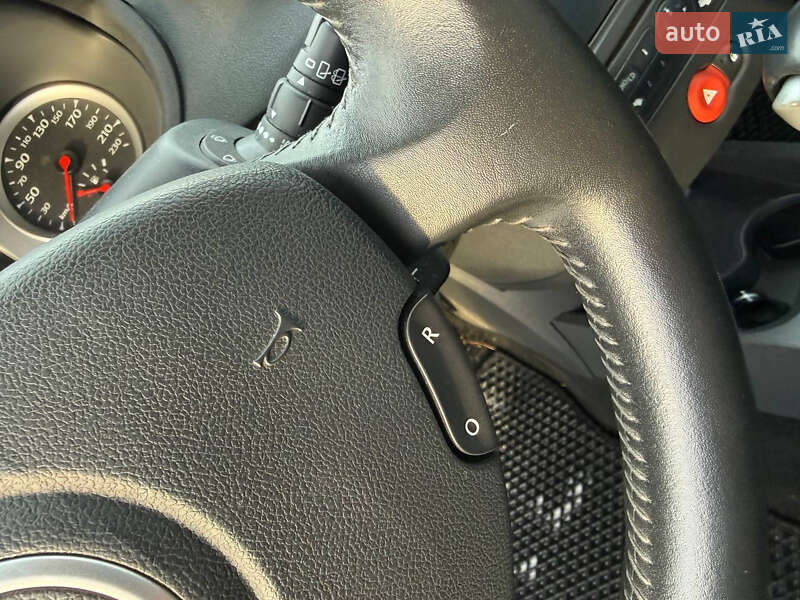 Хэтчбек Renault Clio 2011 в Коломые фото 34 Хэтчбек Renault Clio 2011 в Коломые