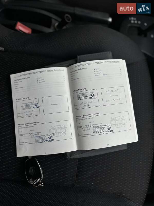 Хэтчбек Renault Clio 2006 в Коломые