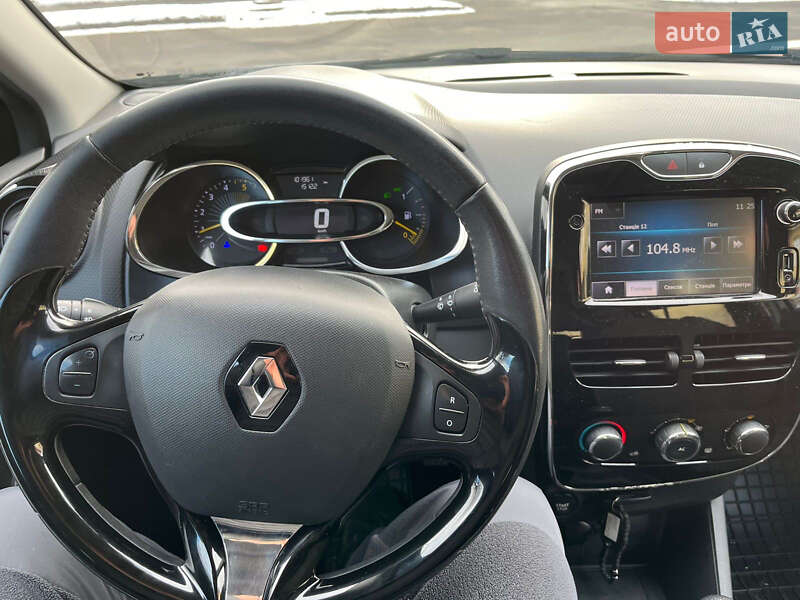 Хэтчбек Renault Clio 2013 в Луцке