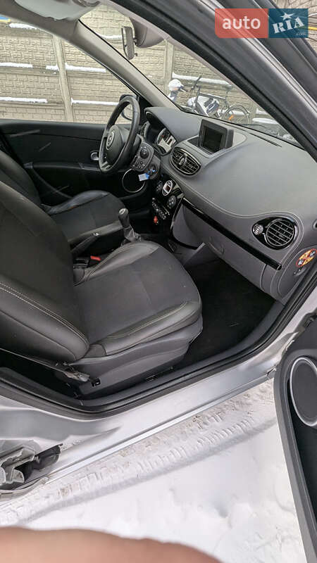 Универсал Renault Clio 2013 в Ровно