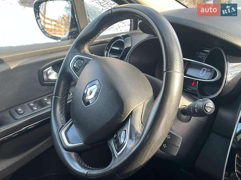 Хэтчбек Renault Clio 2016 в Киеве
