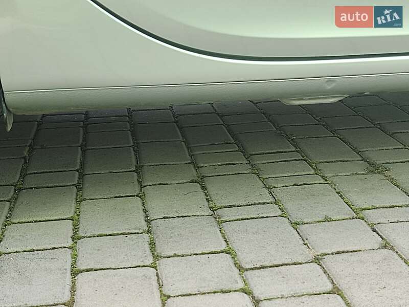 Универсал Renault Clio 2008 в Черновцах