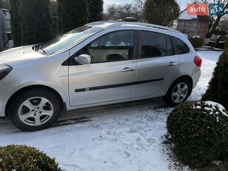 Универсал Renault Clio 2008 в Черновцах