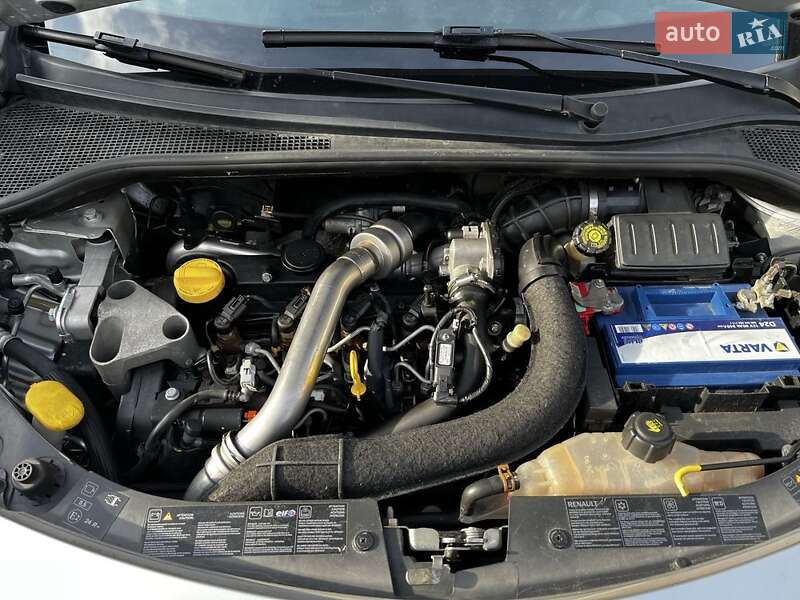 Универсал Renault Clio 2008 в Черновцах