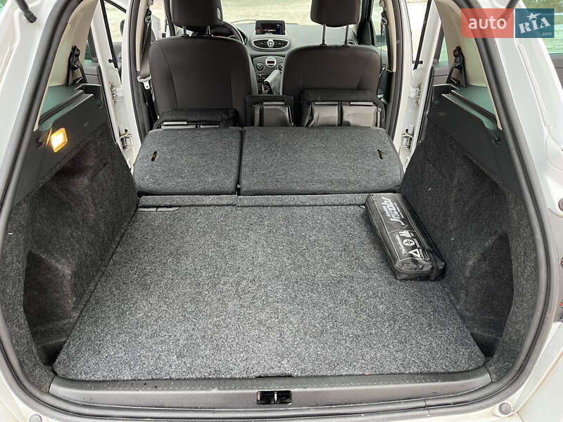 Универсал Renault Clio 2010 в Шепетовке