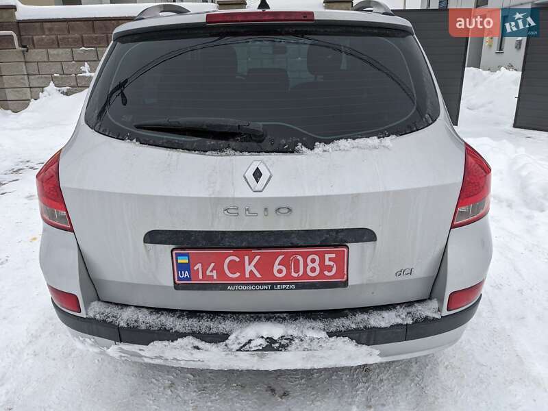 Универсал Renault Clio 2012 в Ровно