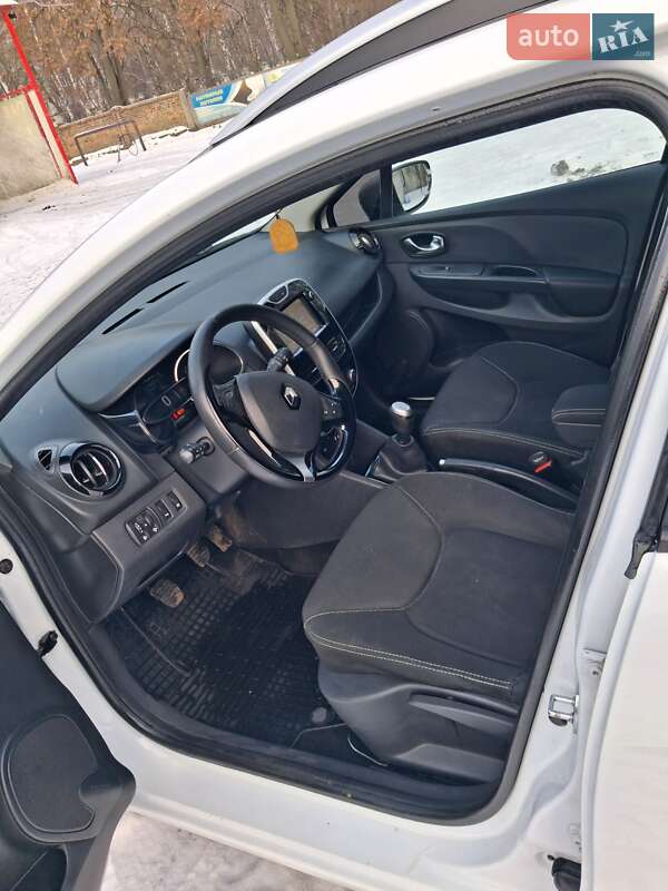 Универсал Renault Clio 2016 в Конотопе