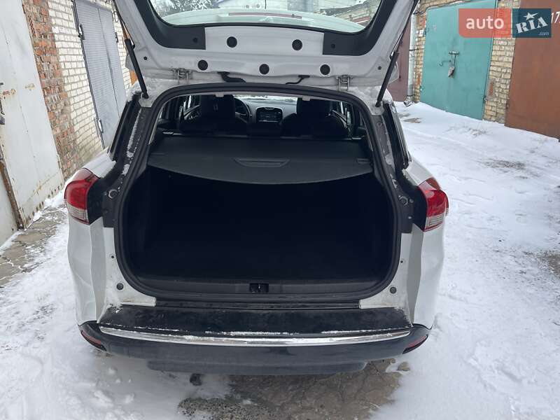 Универсал Renault Clio 2016 в Луцке