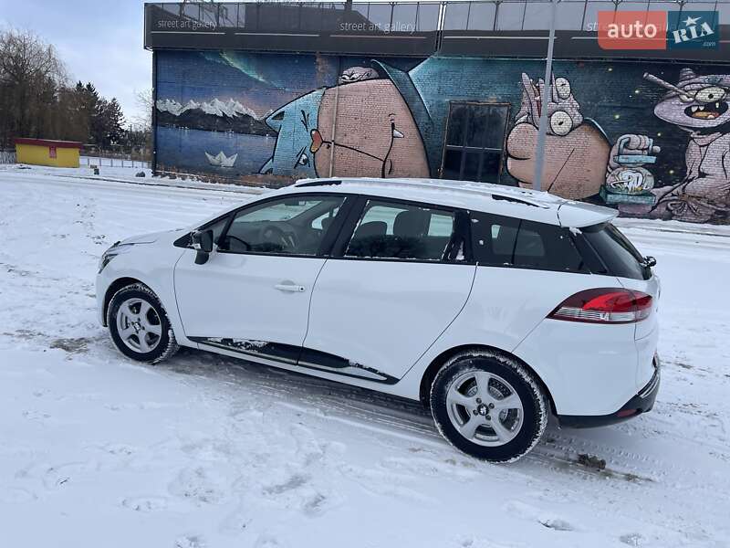Универсал Renault Clio 2016 в Луцке