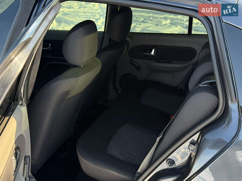 Хэтчбек Renault Clio 2013 в Днепре