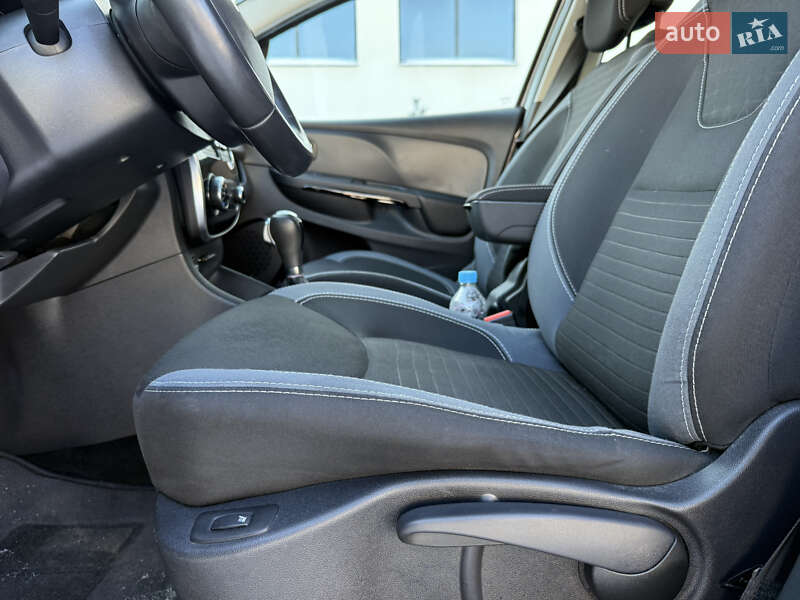 Универсал Renault Clio 2015 в Луцке