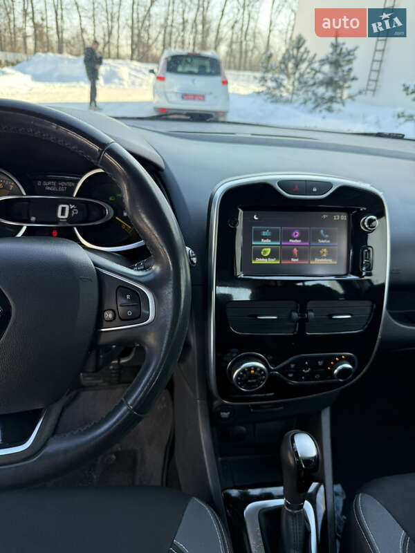 Универсал Renault Clio 2015 в Луцке