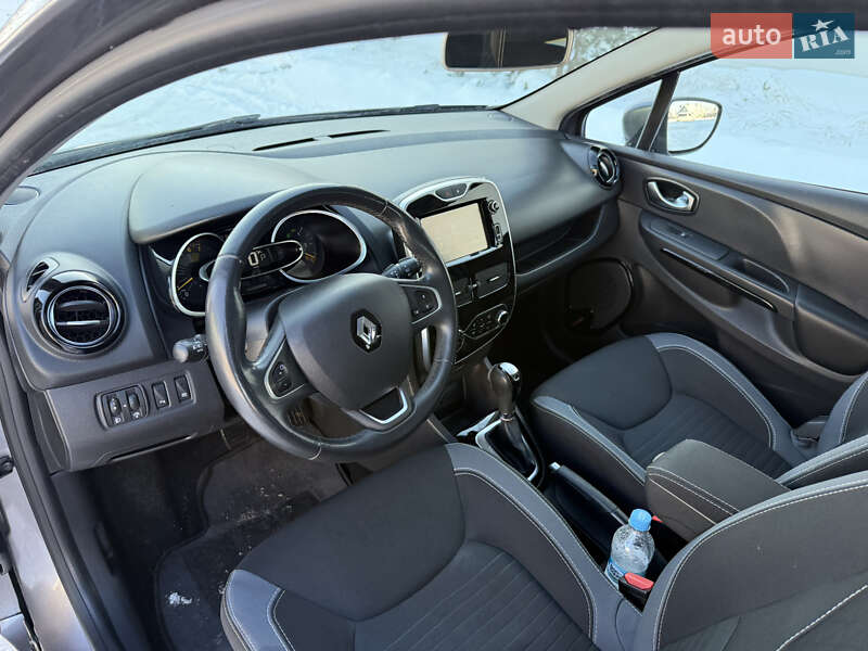 Универсал Renault Clio 2015 в Луцке